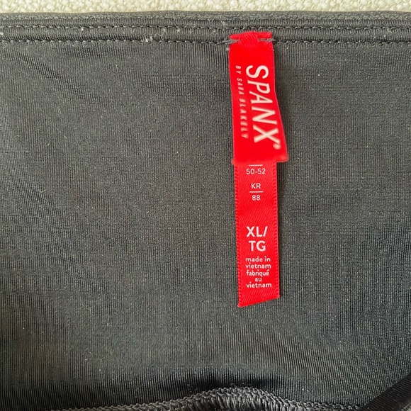 SPANX Black Faux Leather Leggings, Size XL - Picture 4 of 10